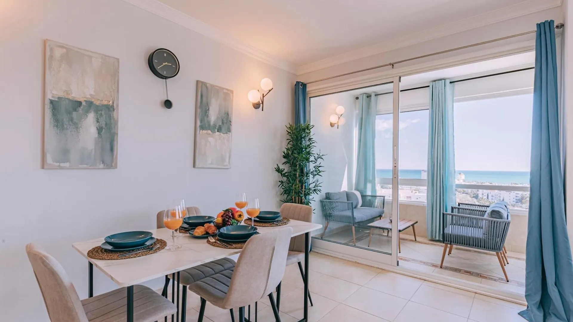Sea View Gem In Torremolinos Apartment
